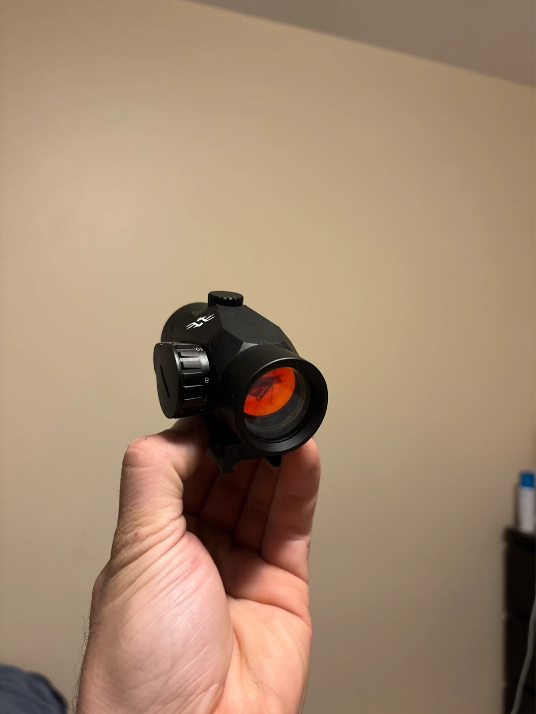 Red dot site.