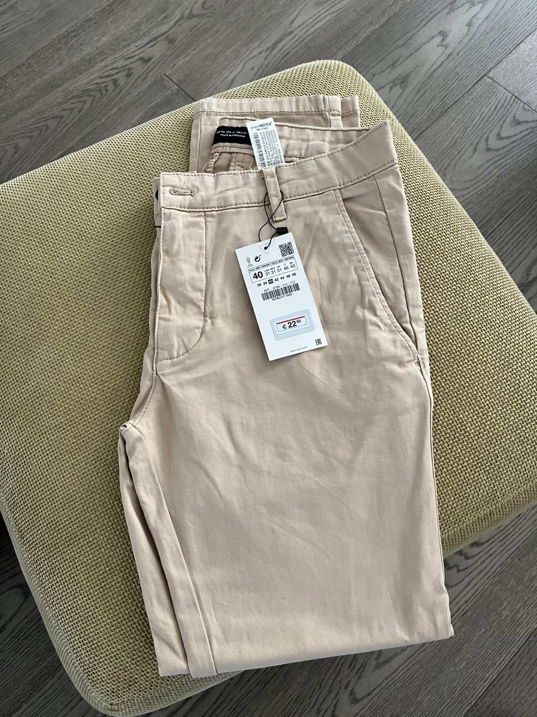 Zara Beige Chinos Size 40