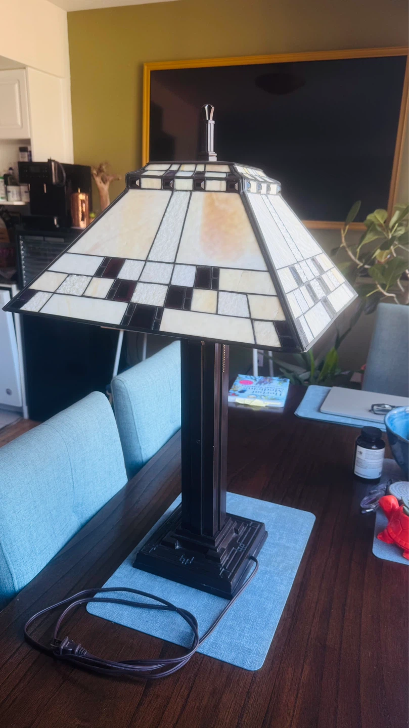 Tiffany Style Table Lamp
