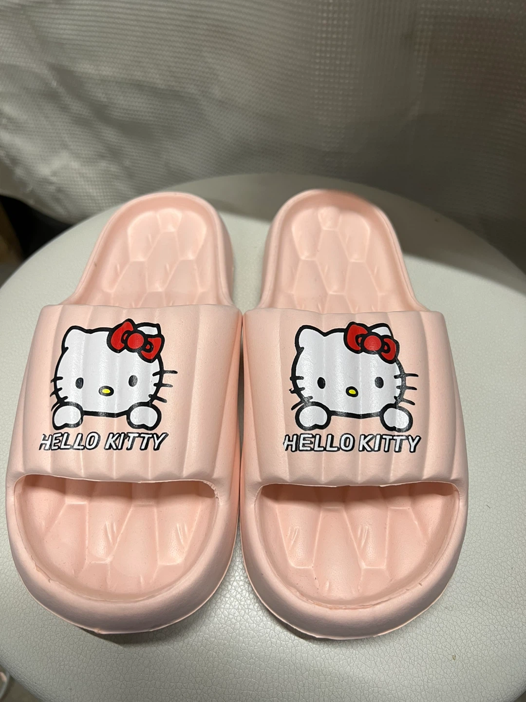 (New) Hello Kitty Pink Slides - Size 38-39
