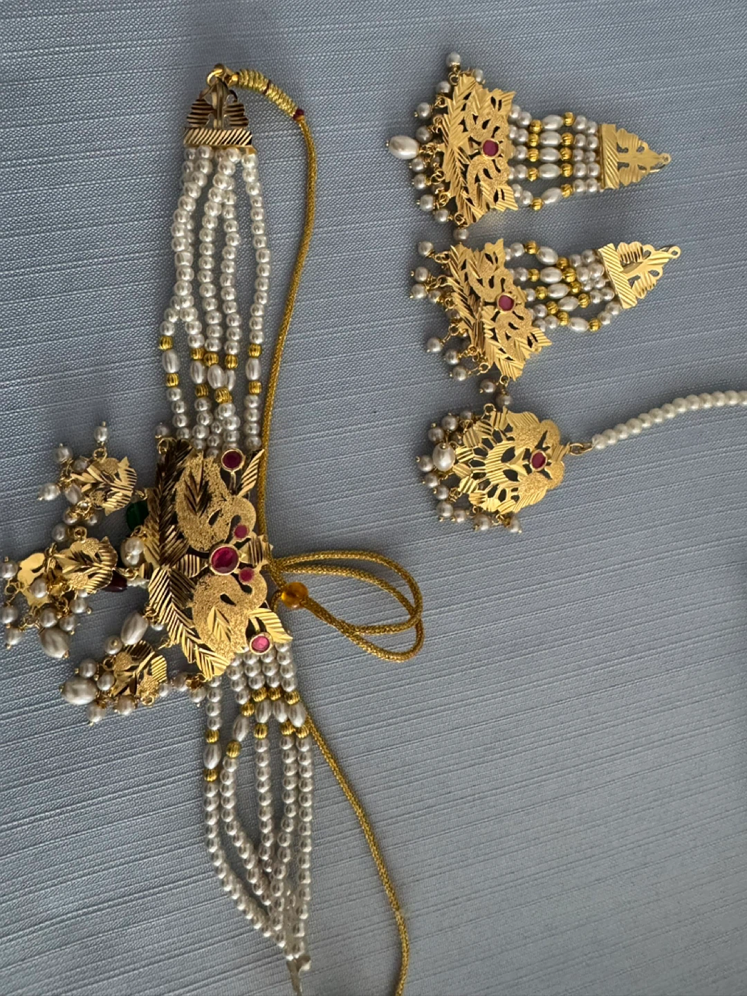 Patra Pearl Choker Set – Earrings & Tikka - photo 2