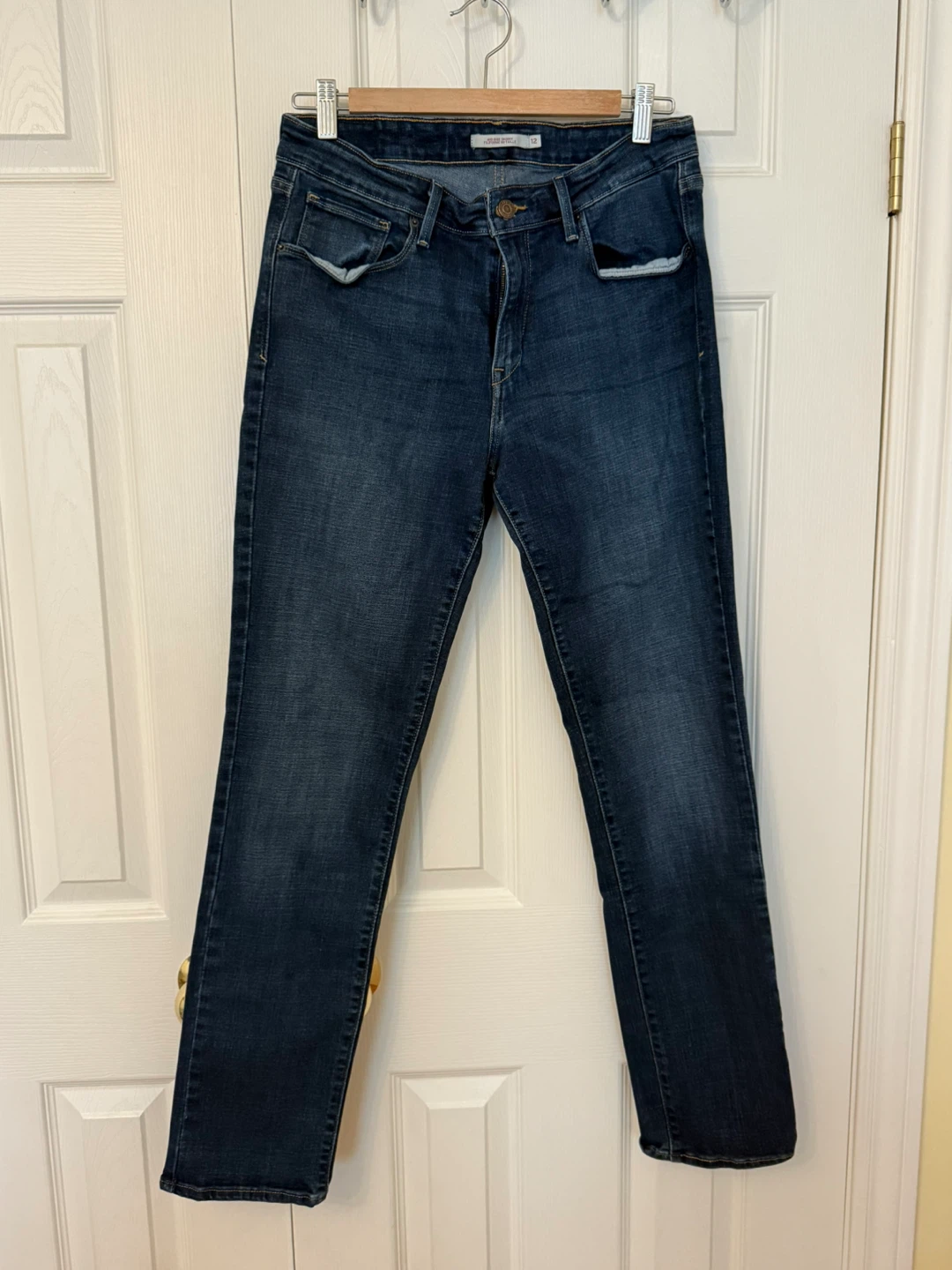 Levi's Mid Rise Skinny Jeans