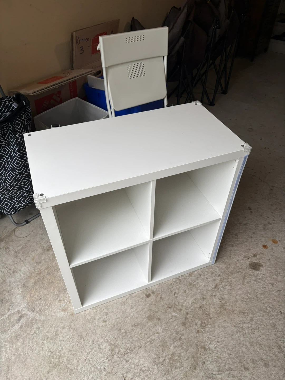 White 4 Cube Storage Shelf