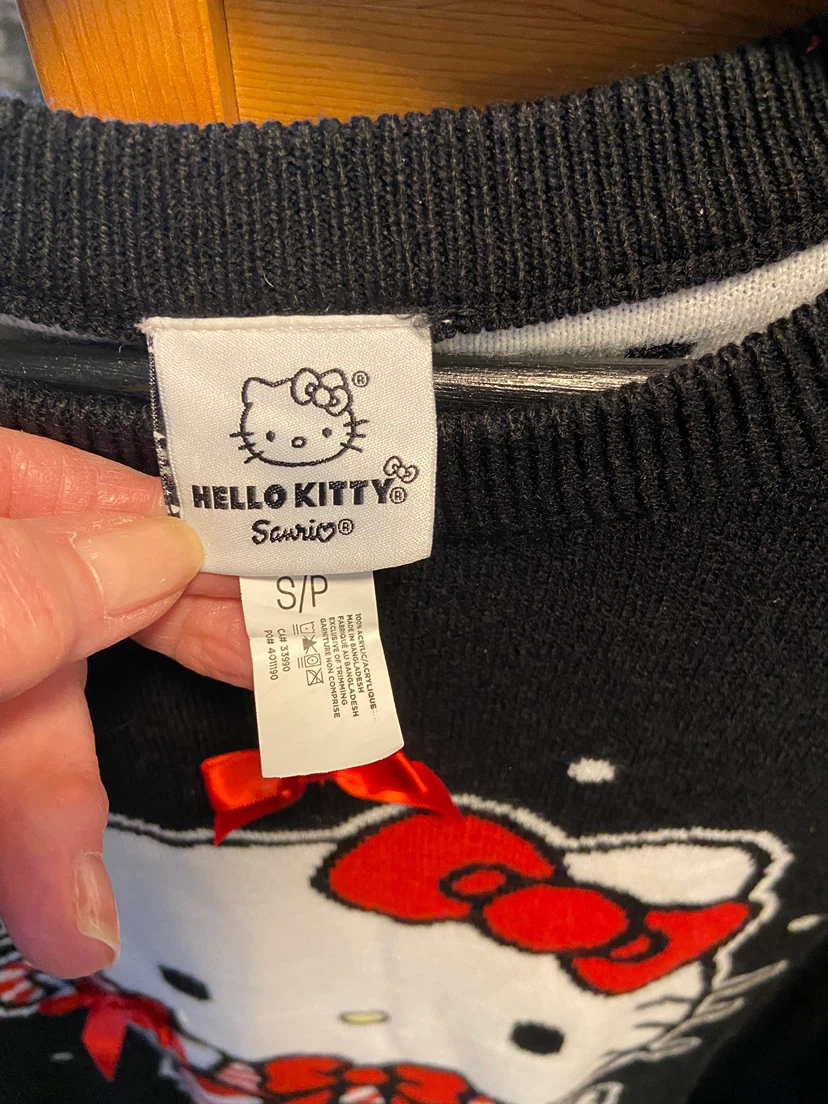 Hello Kitty Black Pullover Sweater - photo 3