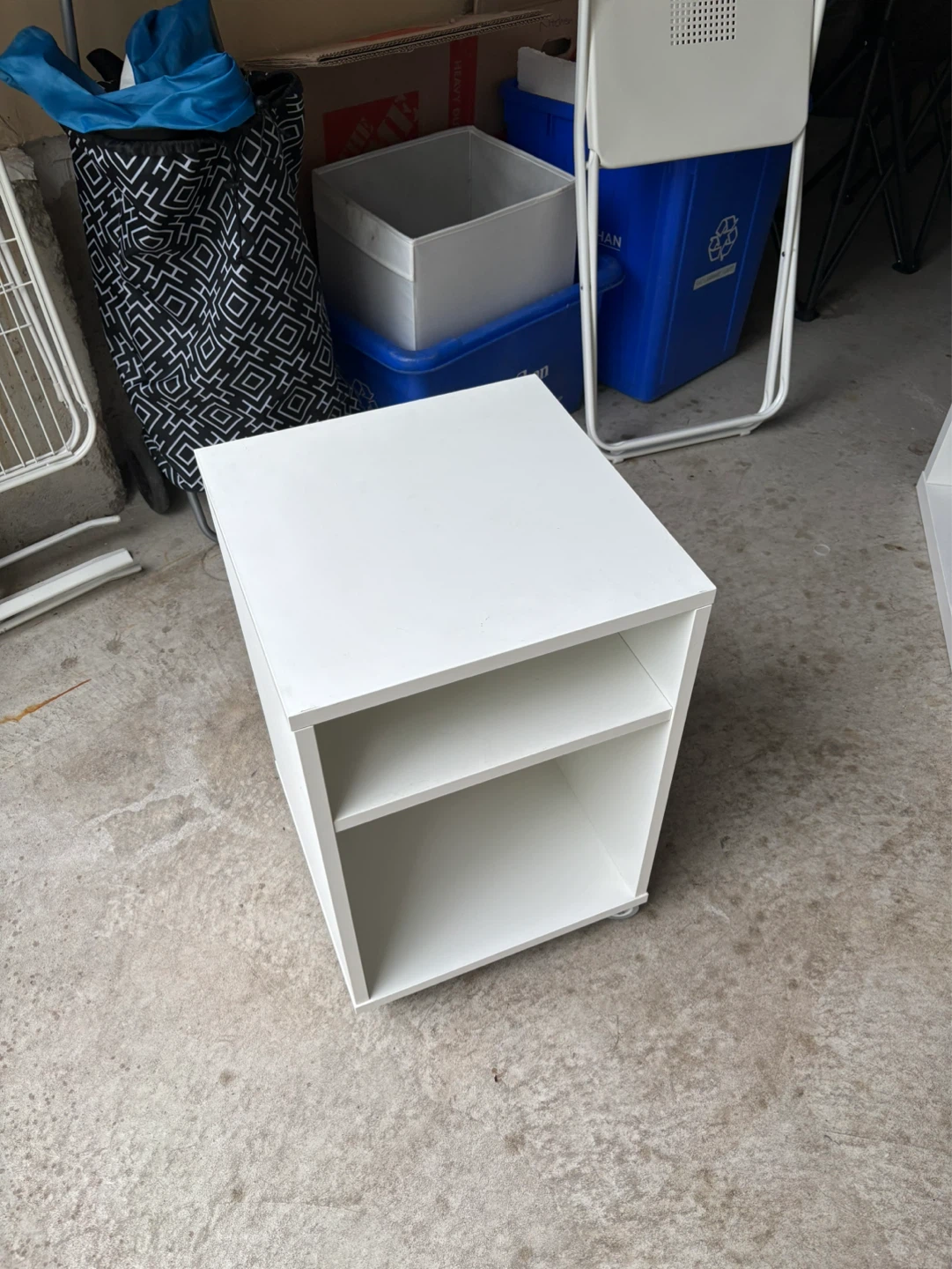 White Storage Cube (2 units) - photo 2