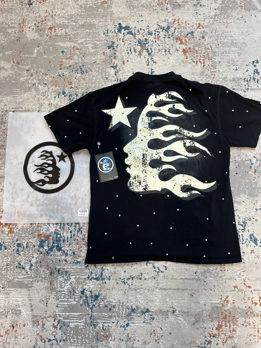 Hellstar T-Shirt Size M Like new - photo 4