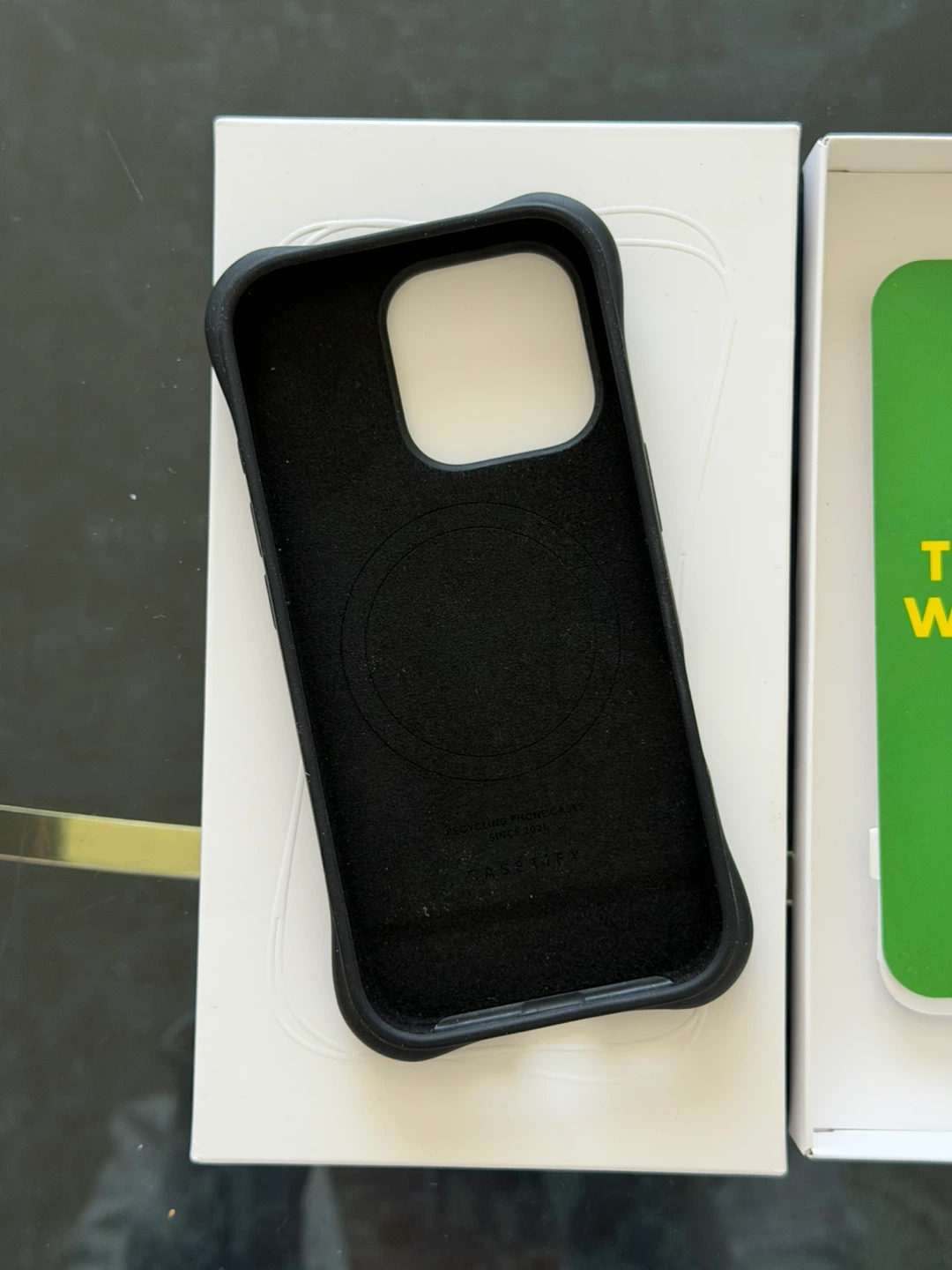 CASETiFY Ripple Case for iPhone 16 Pro (2 colours available) - photo 4