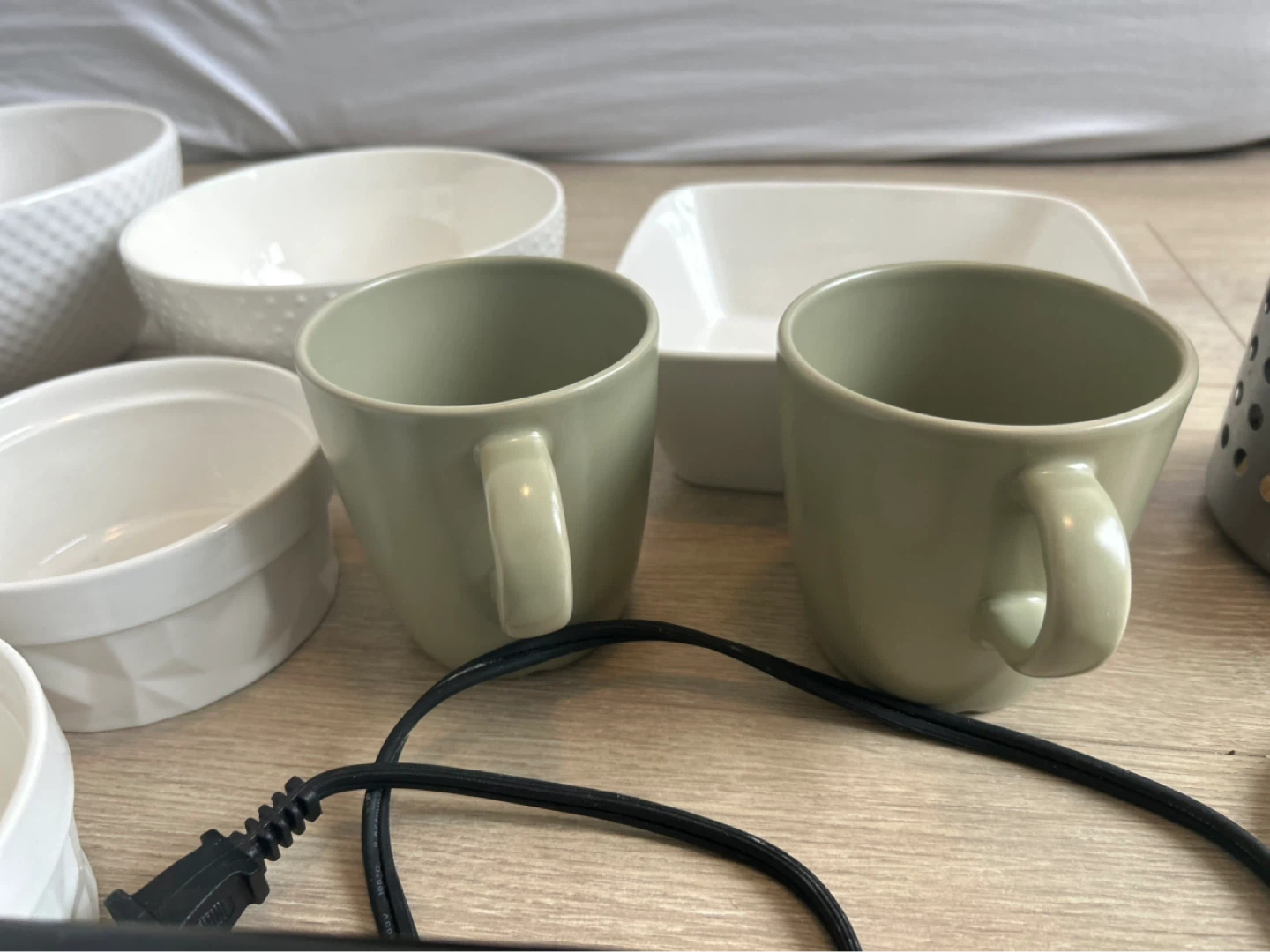 Moving Sale - Chef Sandwich Maker & Kitchenware Set - photo 5