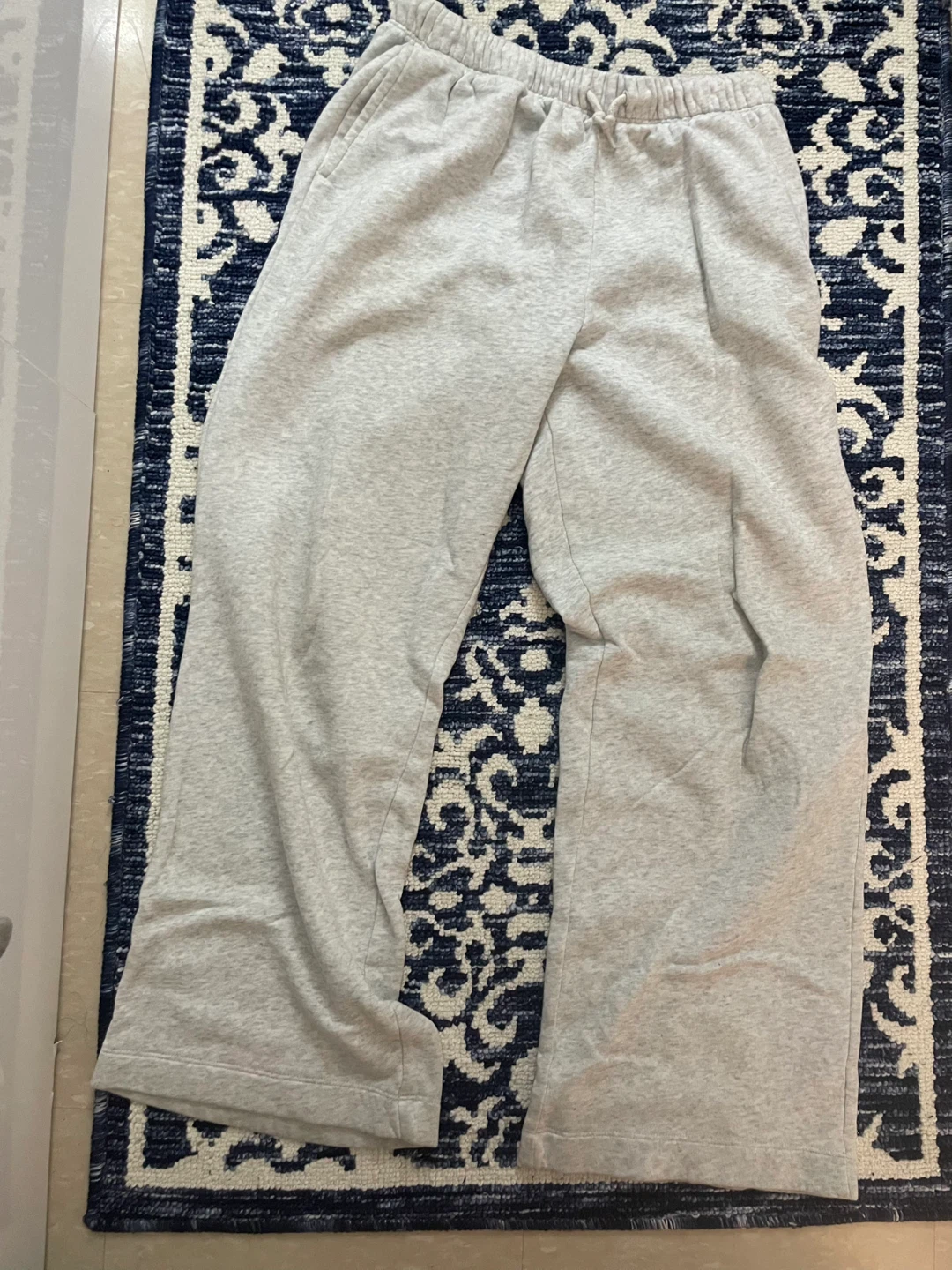 Old Navy Grey Sweatpants XL