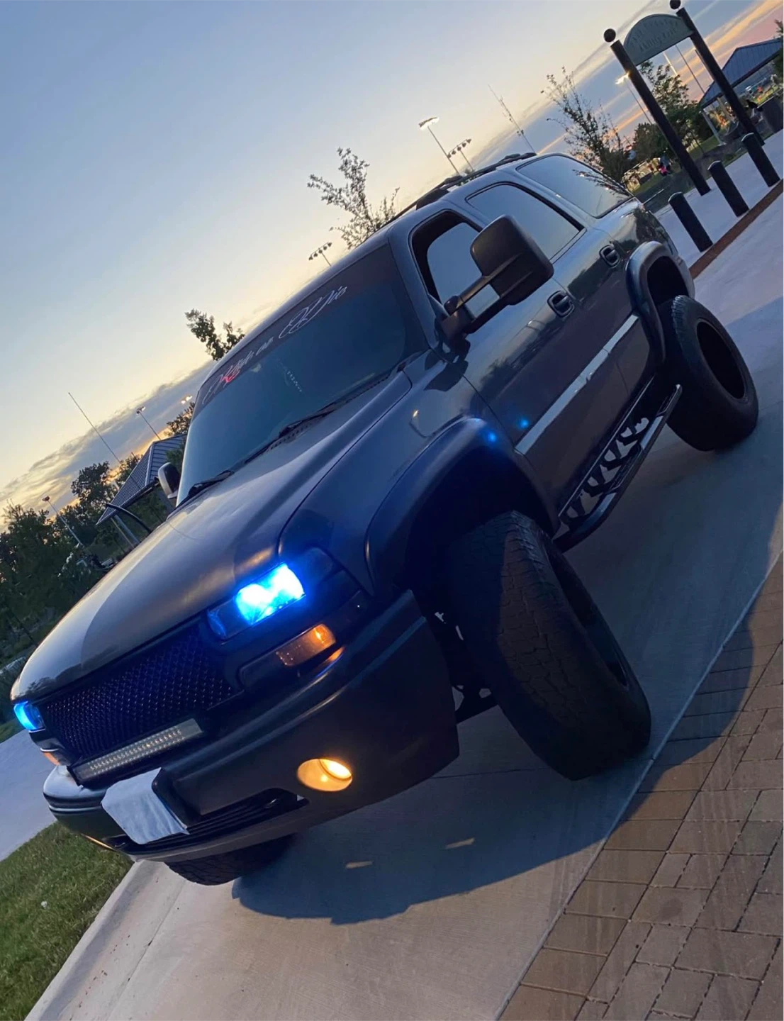 Chevrolet Tahoe 2001 - photo 3