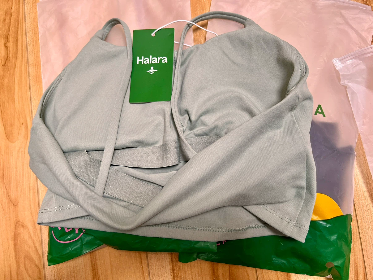 Halara padded crop top - photo 5