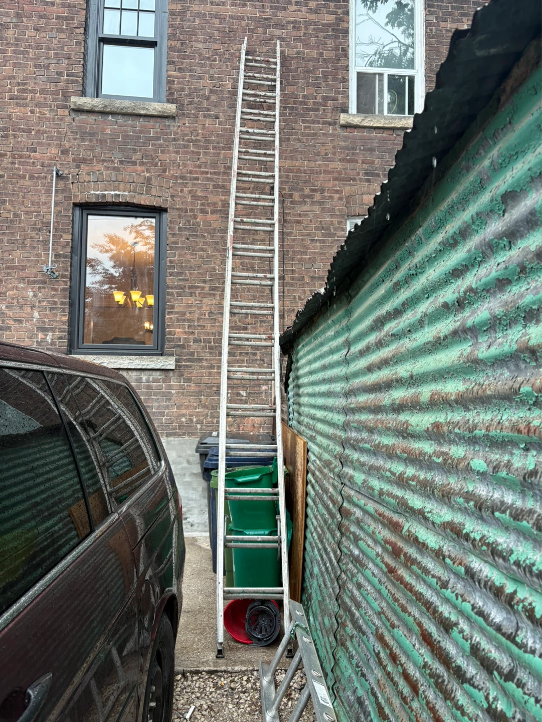 Aluminum Extension Ladder 40 ft