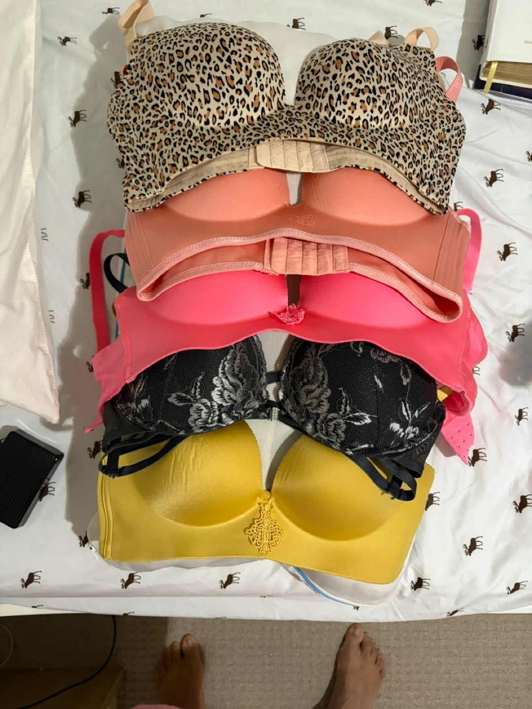 5 Bras - Assorted Sizes & Styles - photo 4