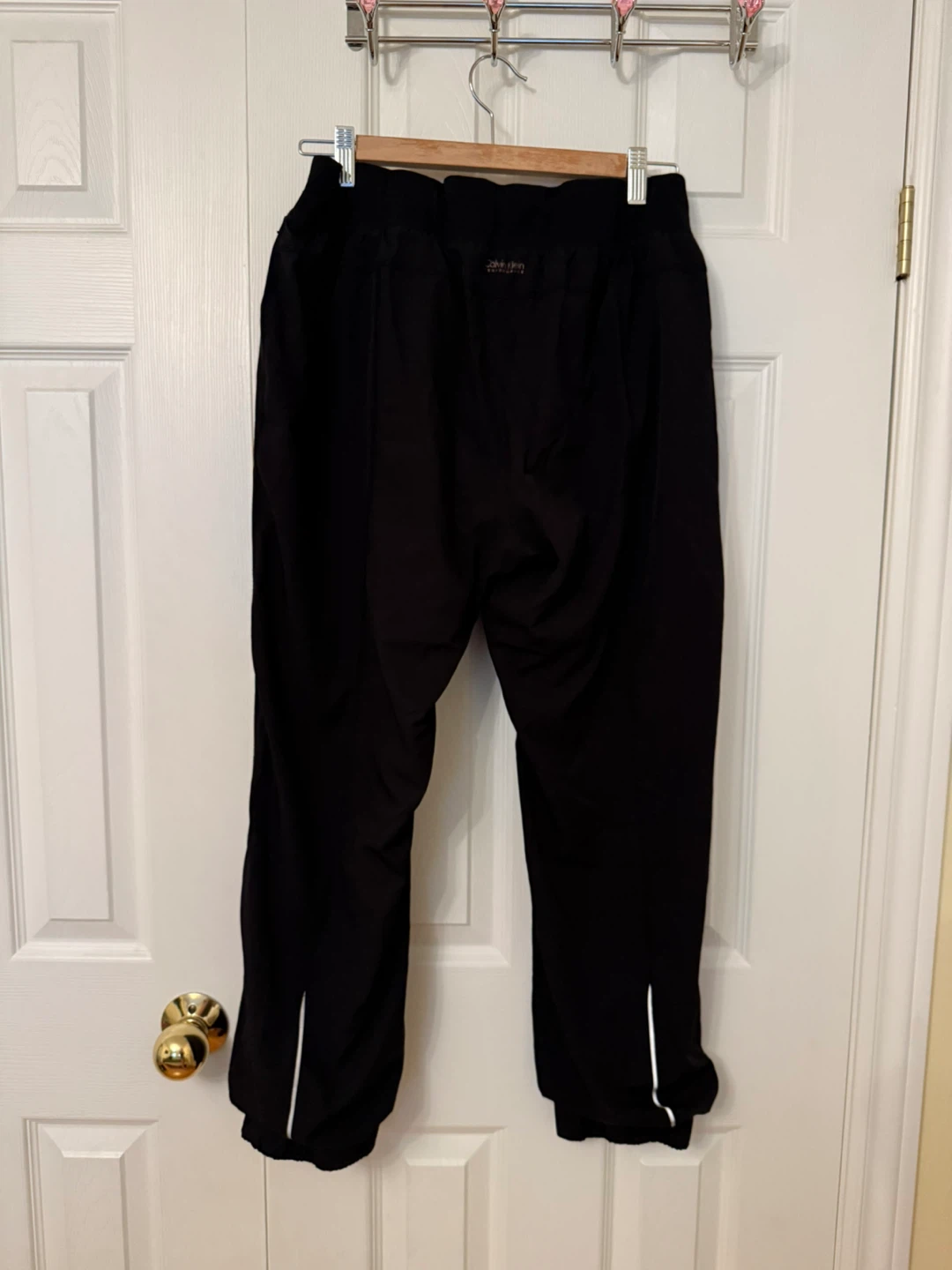 Calvin Klein Performance Black Cropped Pants - photo 2