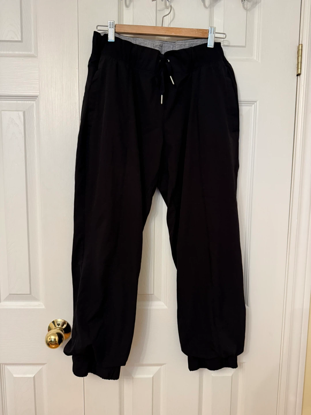 Calvin Klein Performance Black Cropped Pants