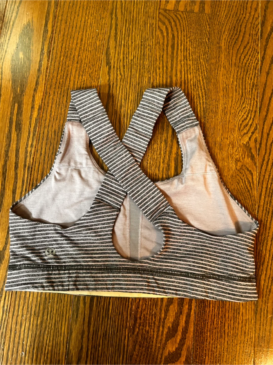 2 Lululemon Sports Bra Size 6 Striped - photo 4