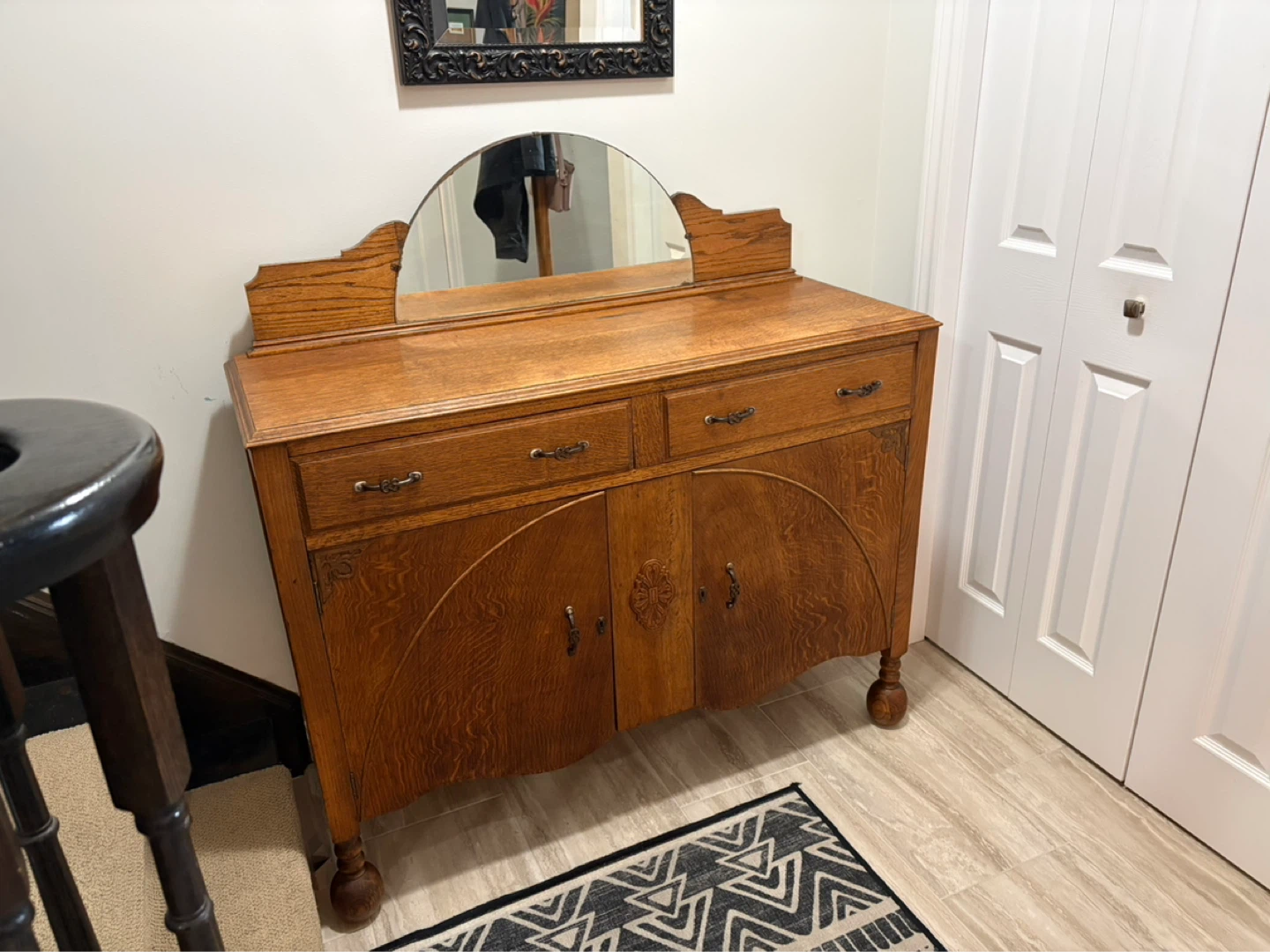 Antique Oak Sideboard with Mirror - photo 2