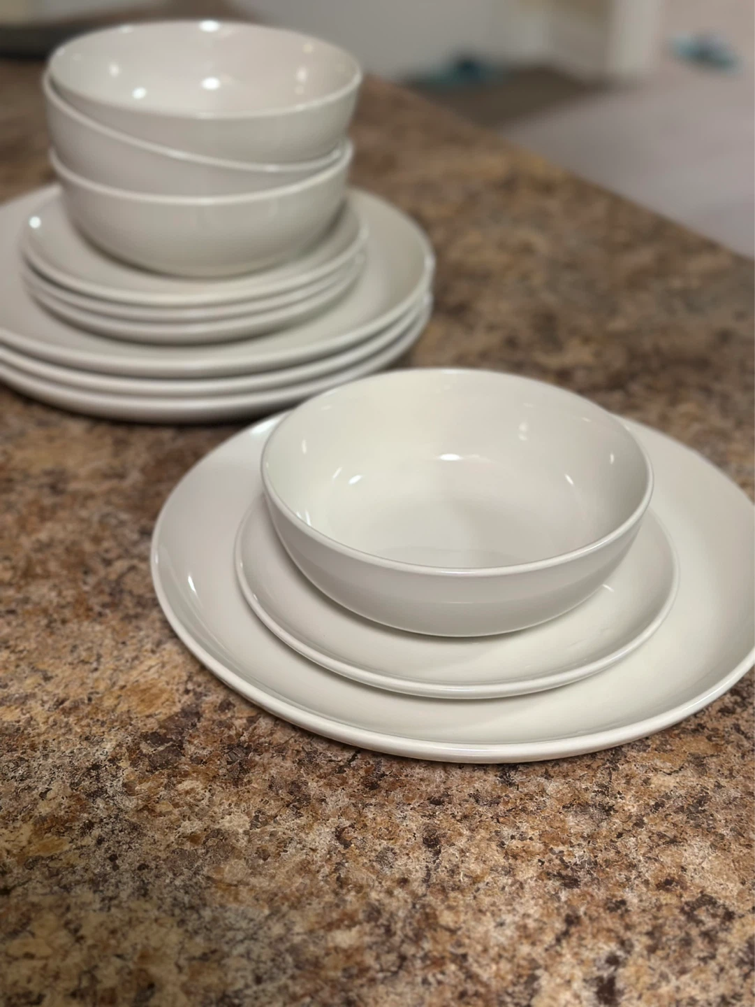 White Dinnerware Set - photo 2