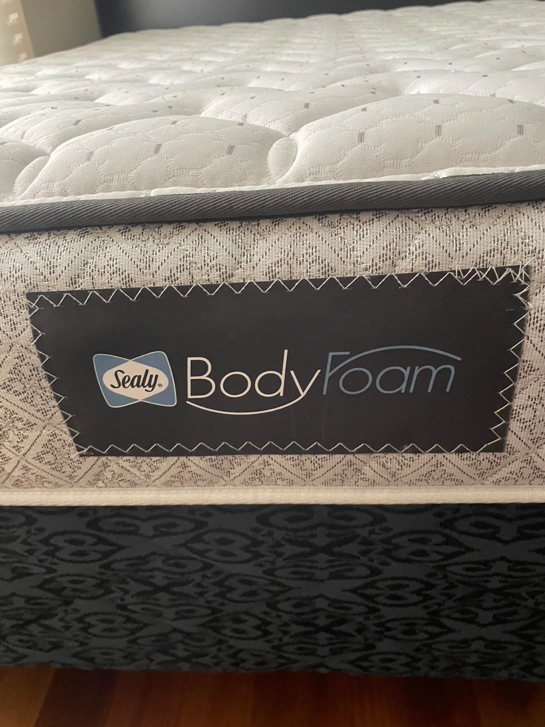 Sealy Bodyfoam Mattress + Frame - photo 2