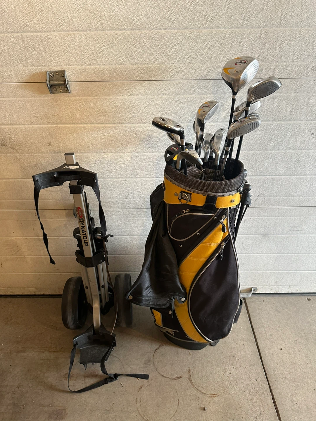 Golf Club Set with Dynatour Push Cart