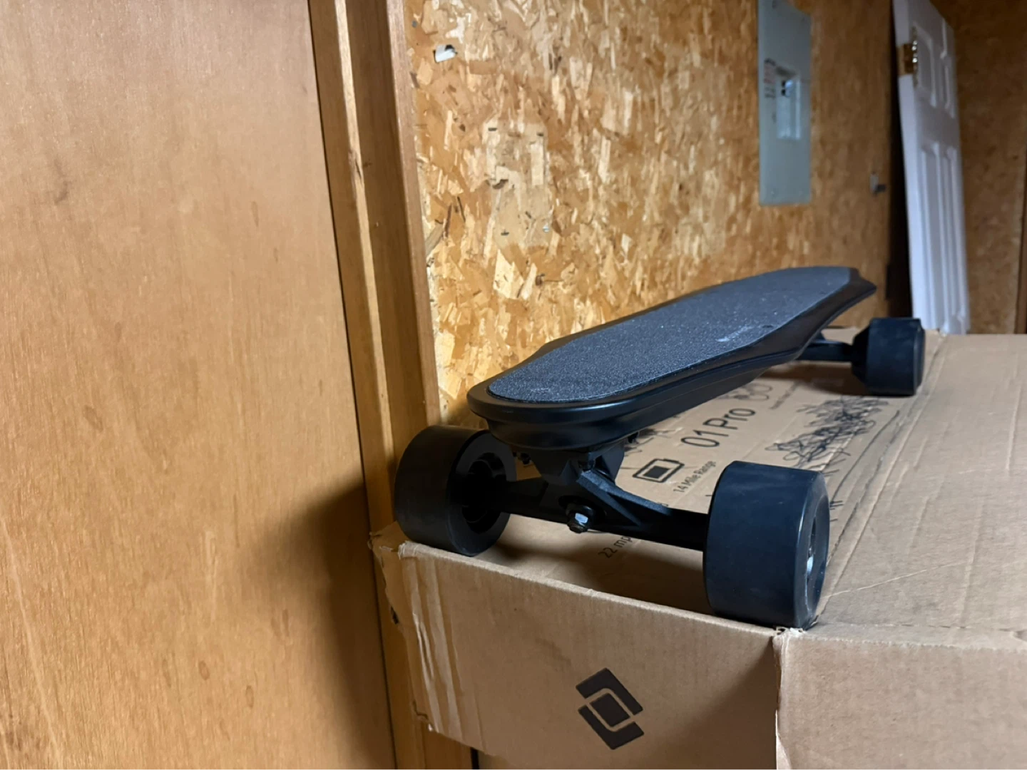 01 Pro Electric Skateboard