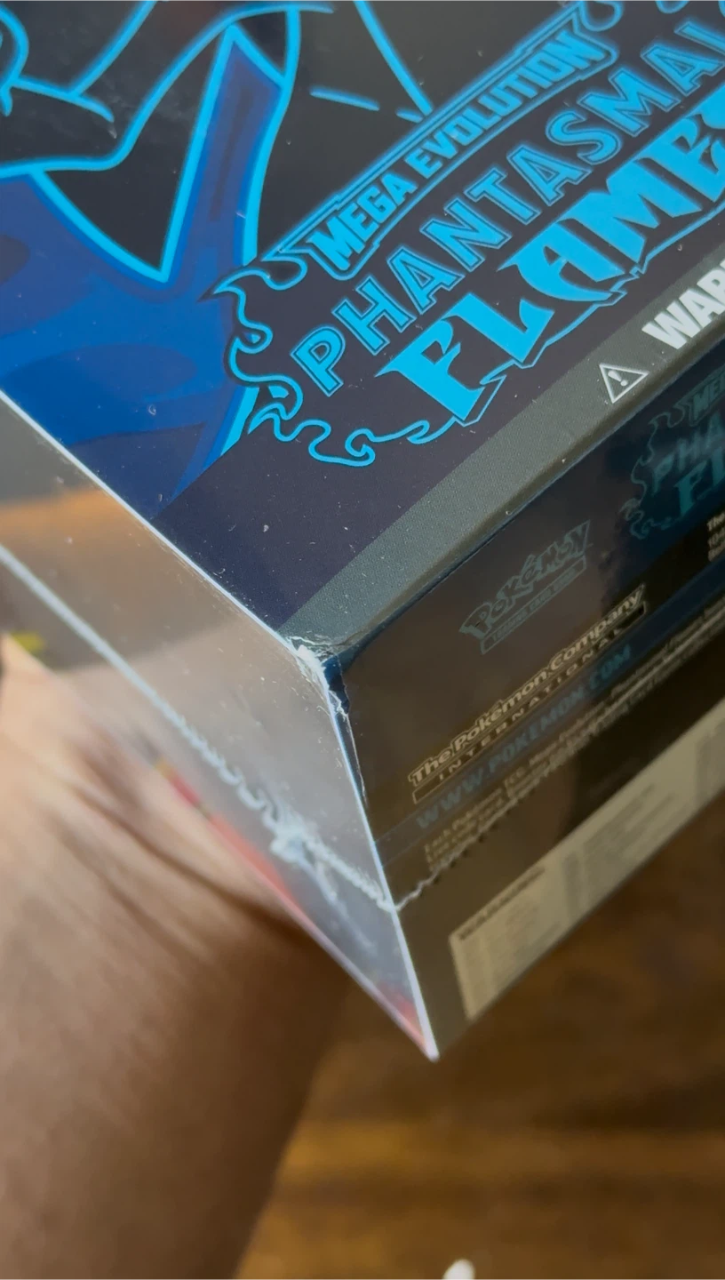 Phantasmal Flames Pokemon Center ETB - photo 2