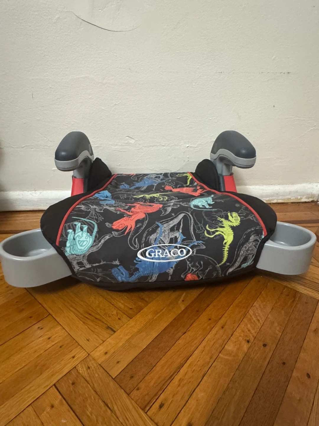 Graco Booster Car Seat - photo 2
