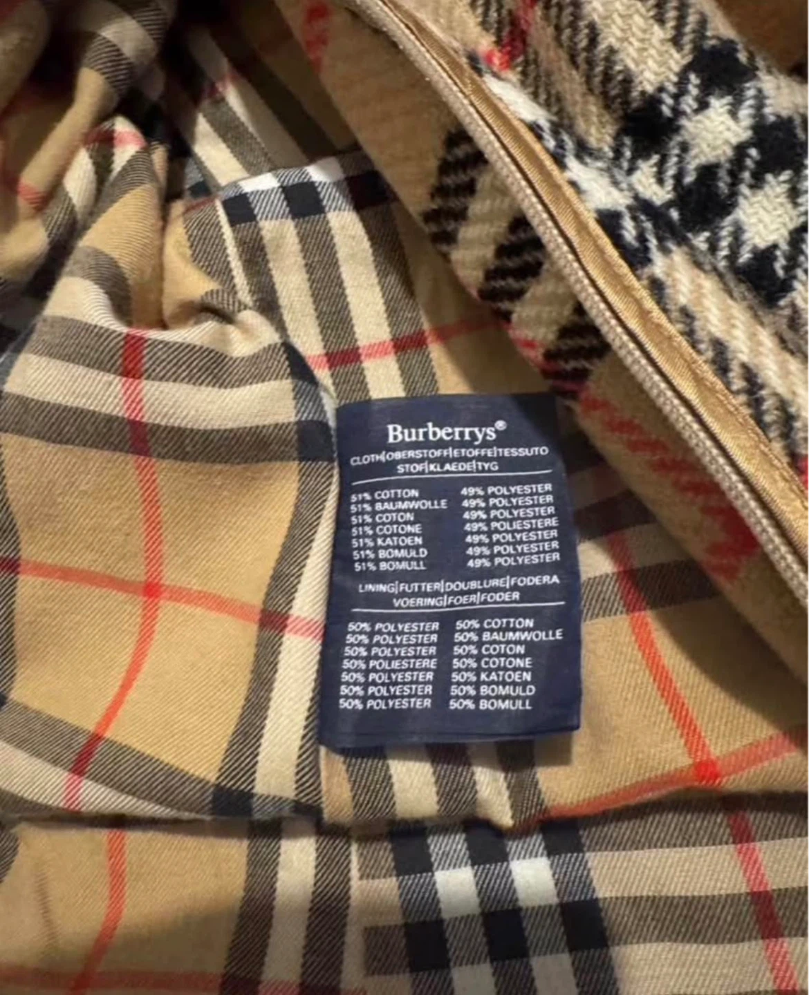 Burberrys Trench Coat - Made in England - photo 3