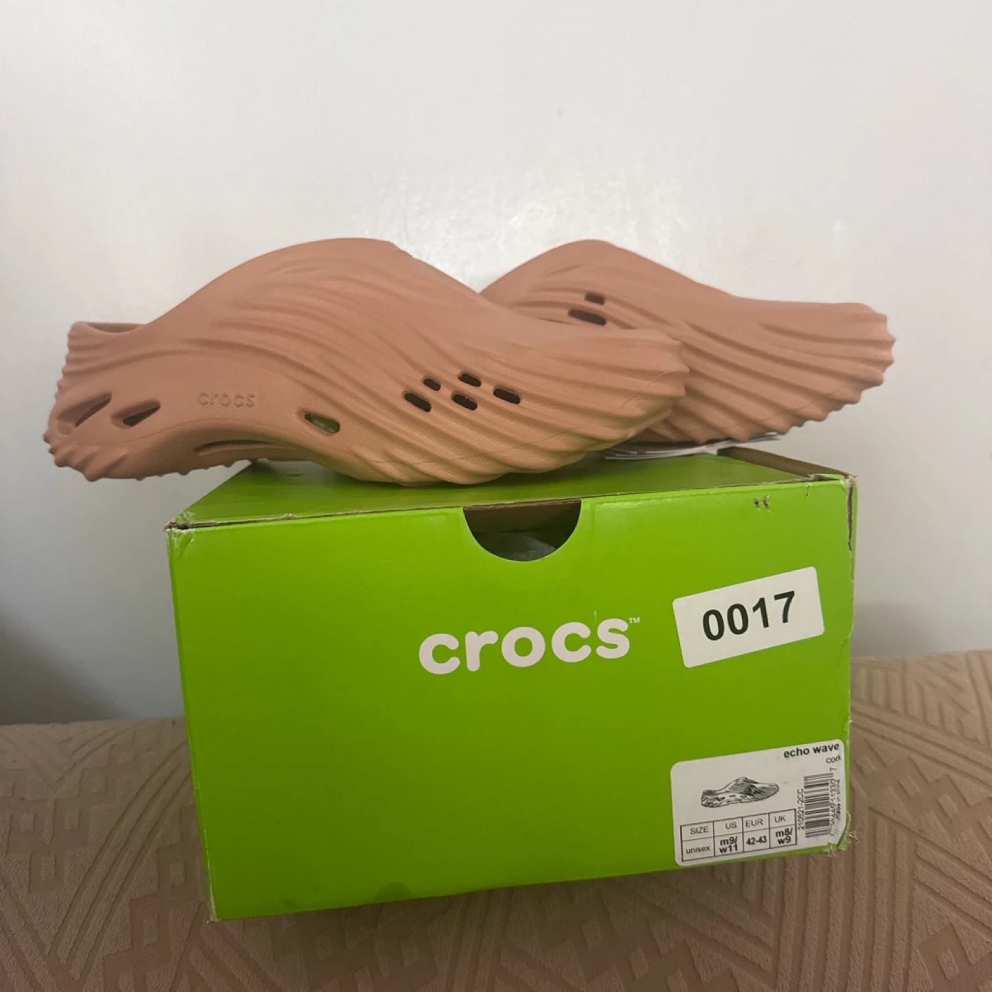 Crocs Echo Wave Clogs Tan Men's 9 - photo 2
