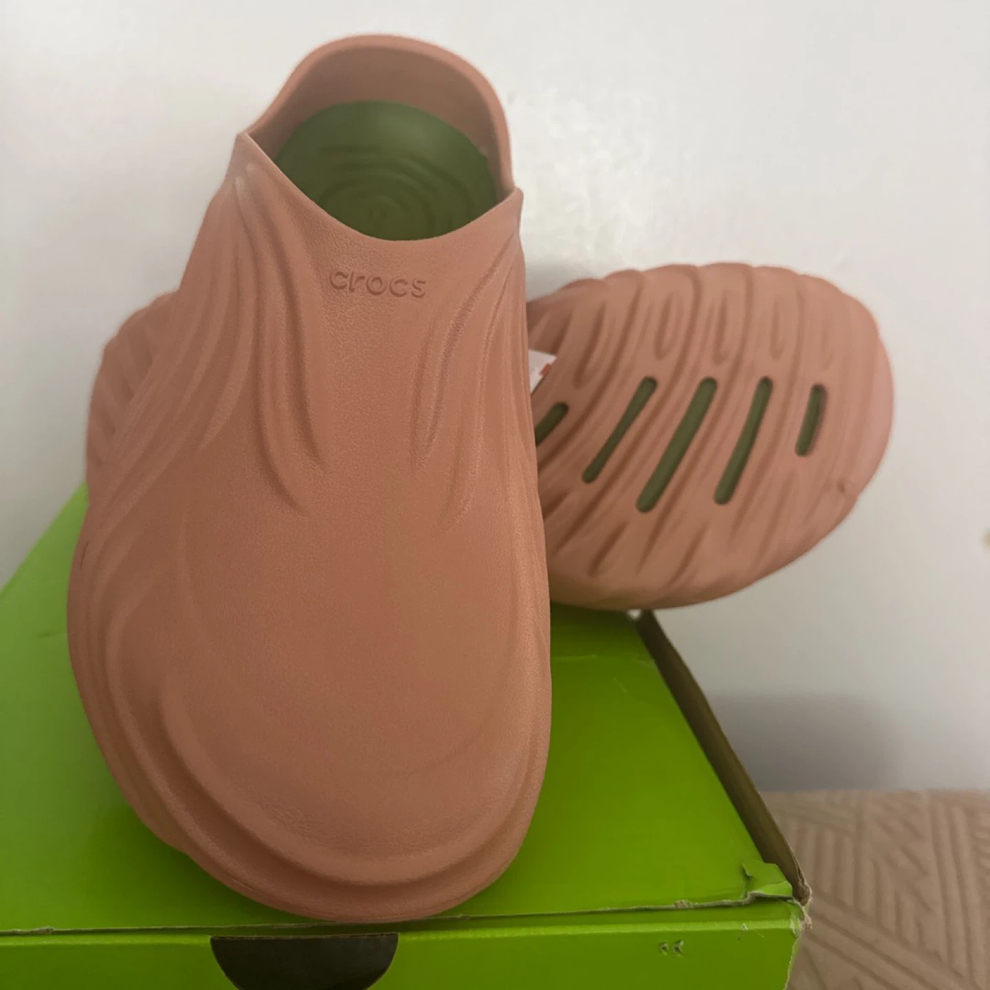 Crocs Echo Wave Clogs Tan Men's 9 - photo 4