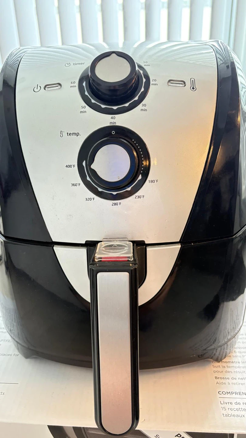 Air Fryer with Timer and Temperature Control