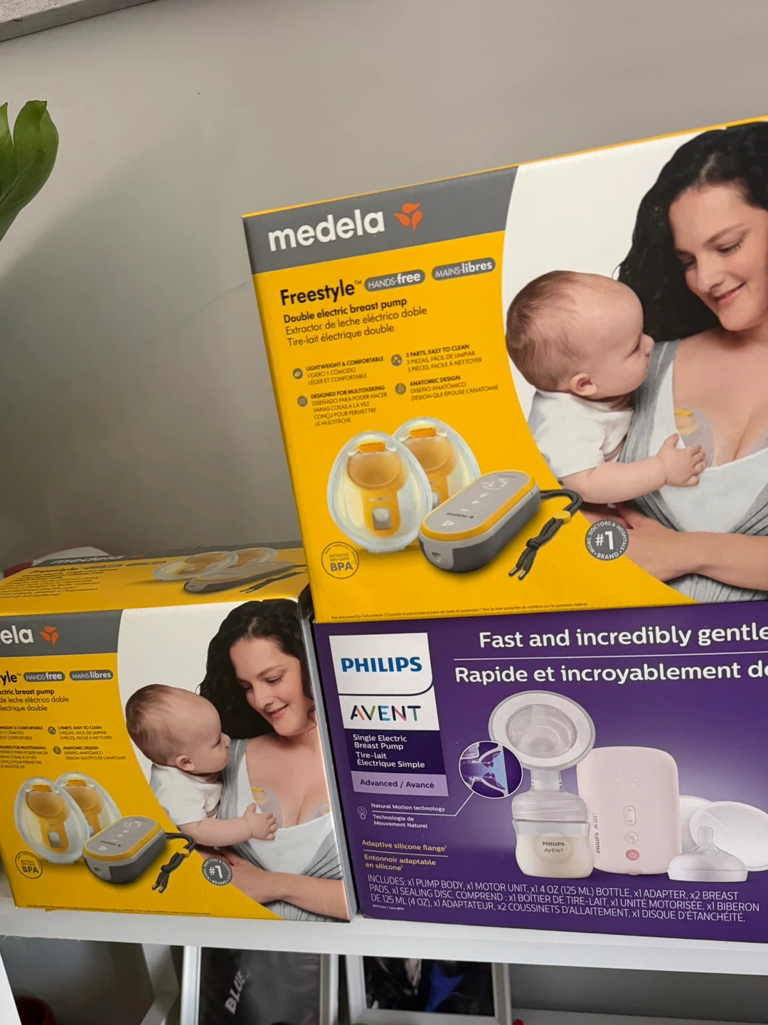 Brand new sealed Medela Freestyle Double Electric Breast Pump - photo 2