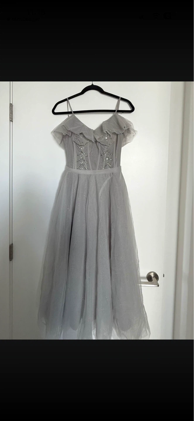 Sparkly Tulle Off-the-Shoulder Gown - photo 4