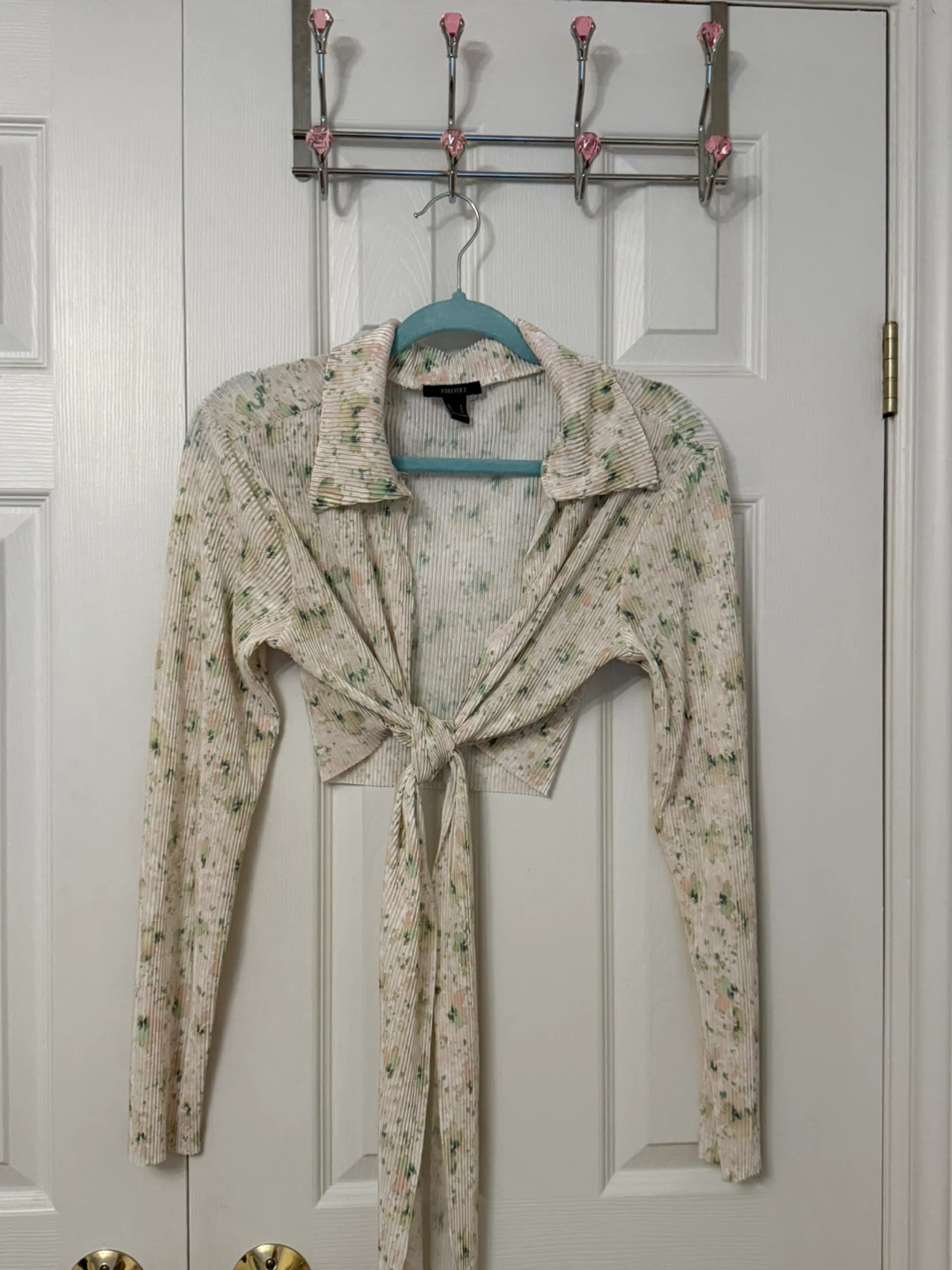 Forever 21 Floral Ribbed Crop Shirt