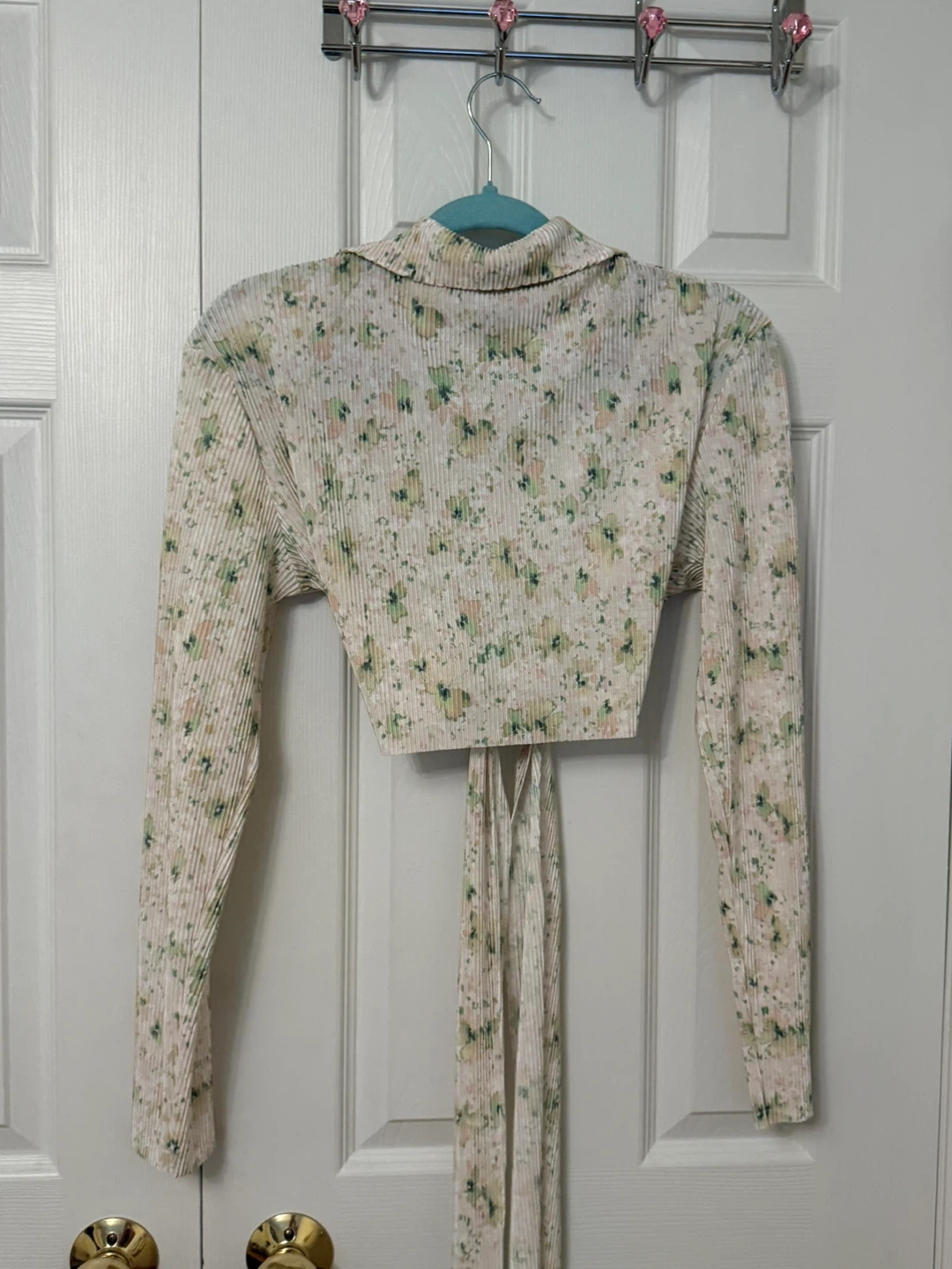 Forever 21 Floral Ribbed Crop Shirt - photo 2
