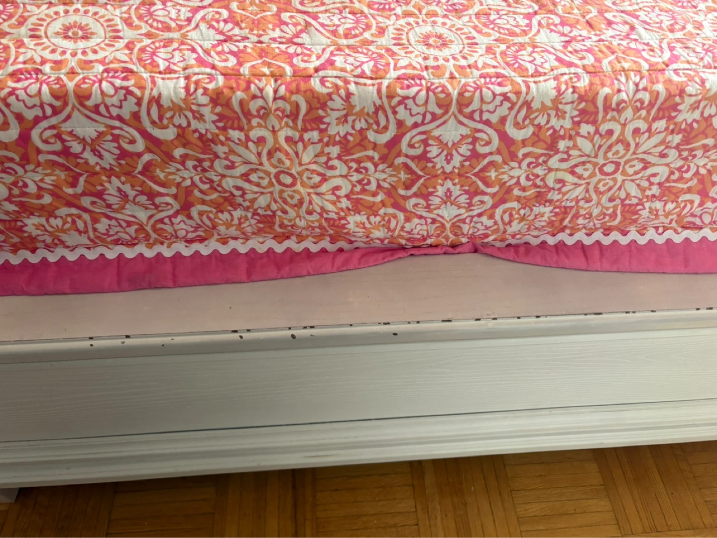 White Carved Headboard - photo 3