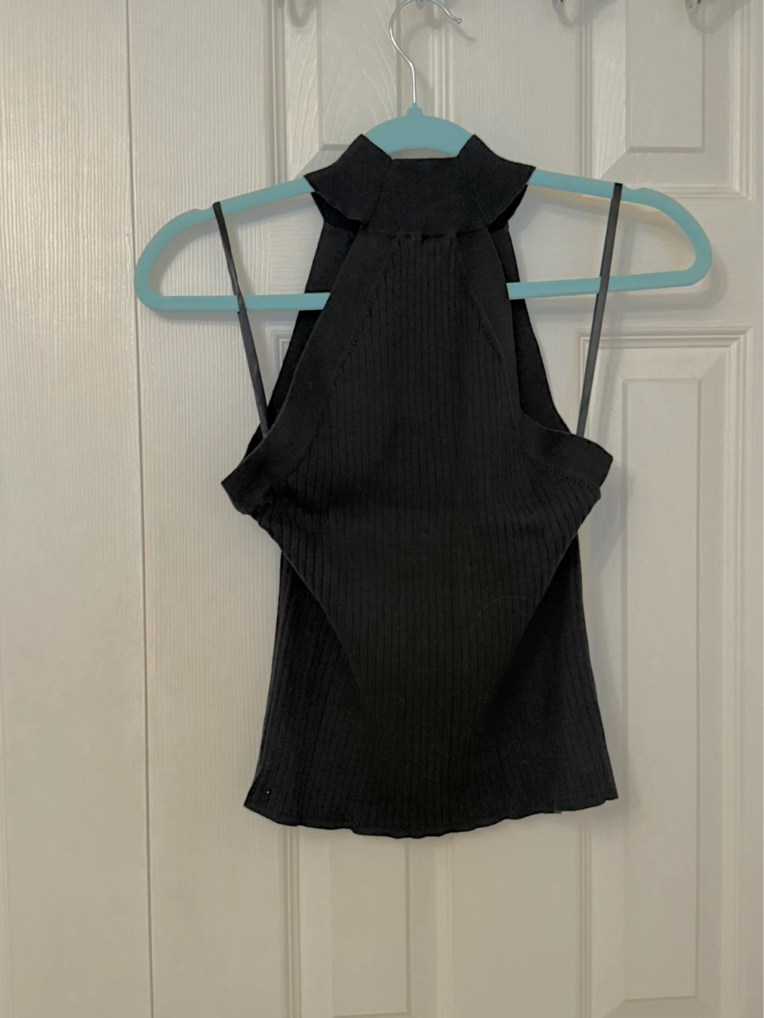 Banana Republic Black Ribbed Halter Top - photo 2