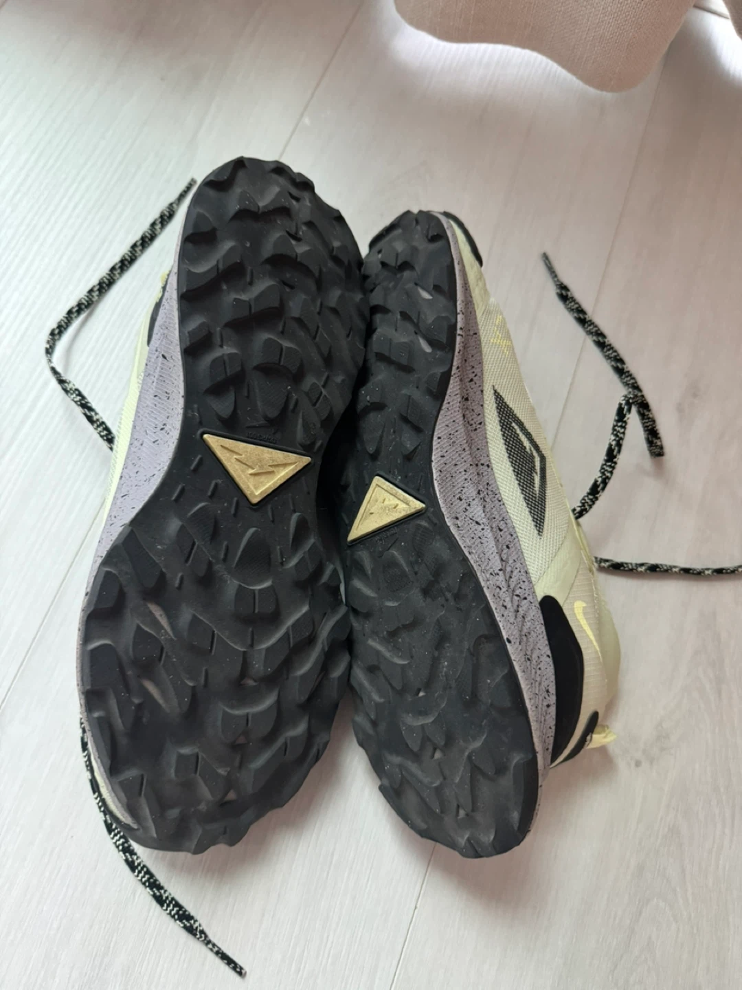 Women’s Nike Pegasus Goretex 7.5 - photo 3