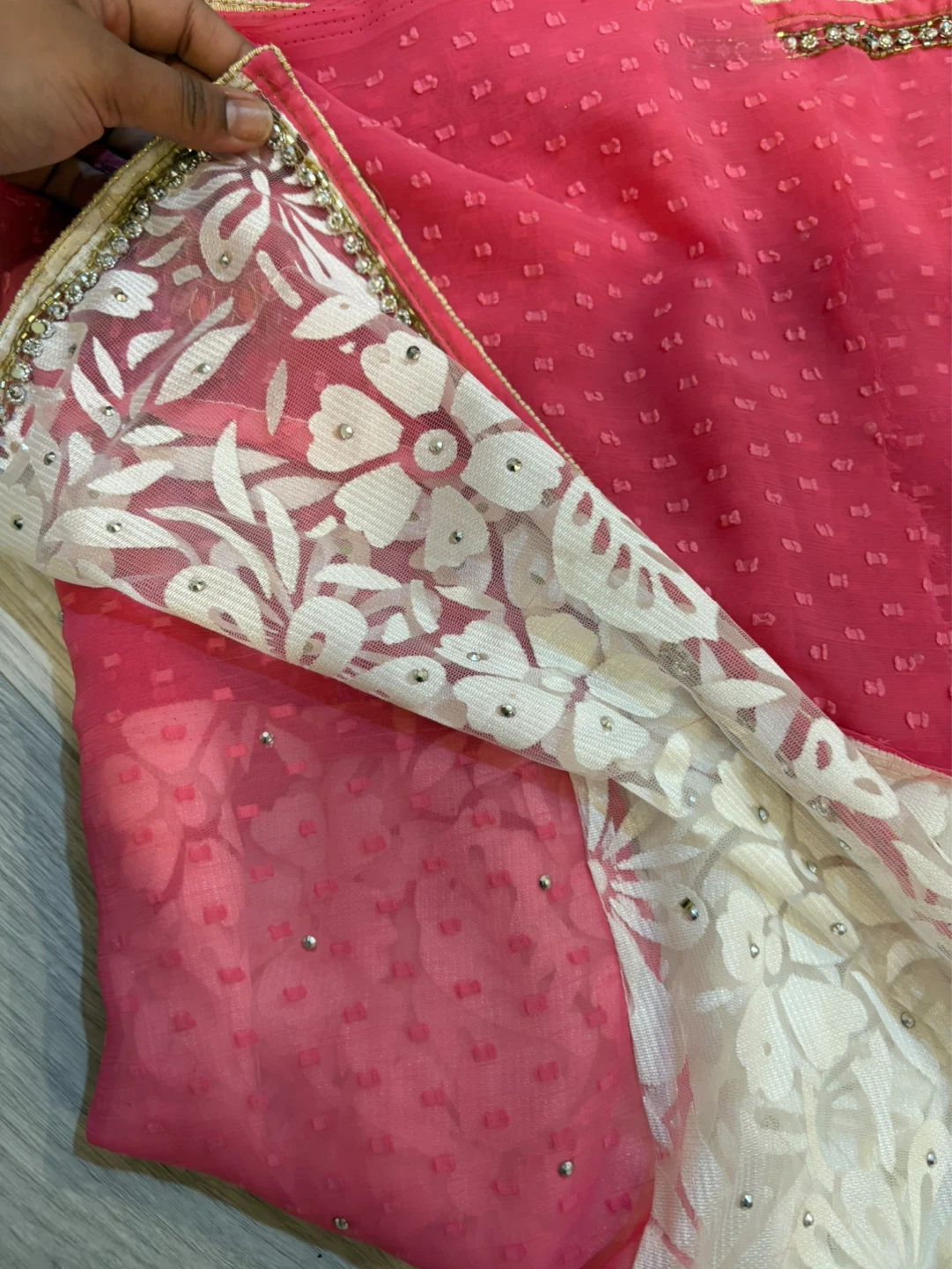 Pink and White Saree with Embellishments - photo 5
