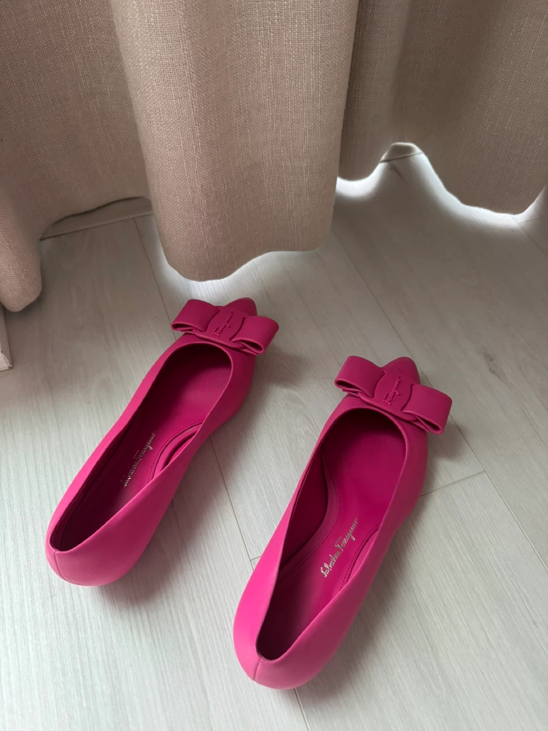 Salvatore Ferragamo shoes size 7 - photo 2