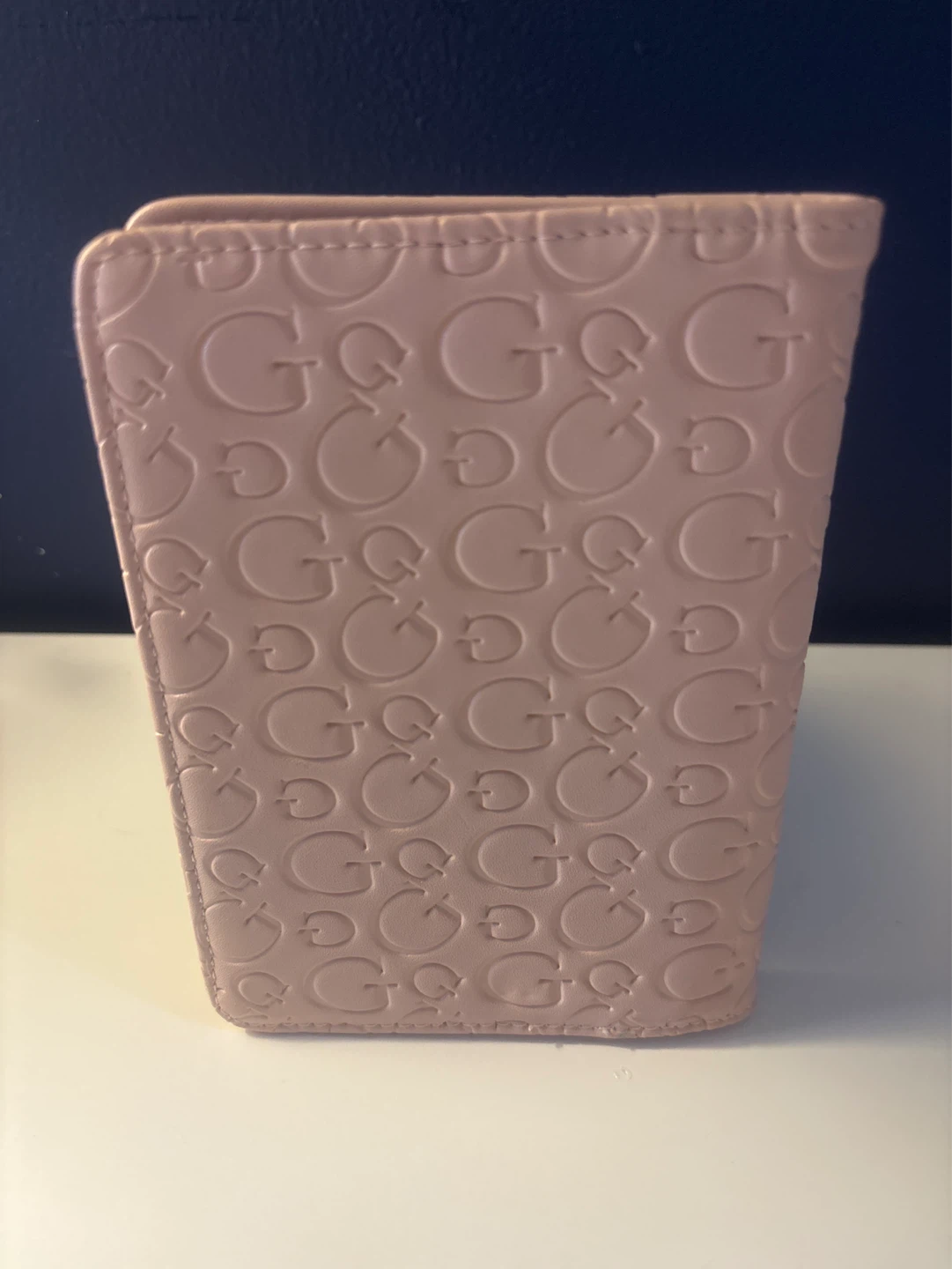 Guess Pink Embossed Logo Wallet - photo 2