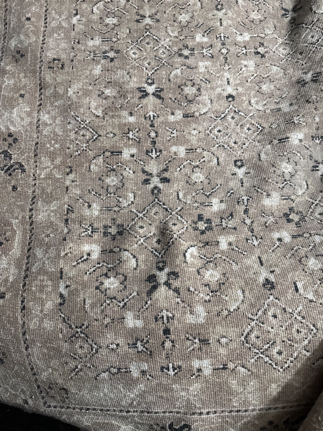 Decorative Rug with Tassels - photo 2