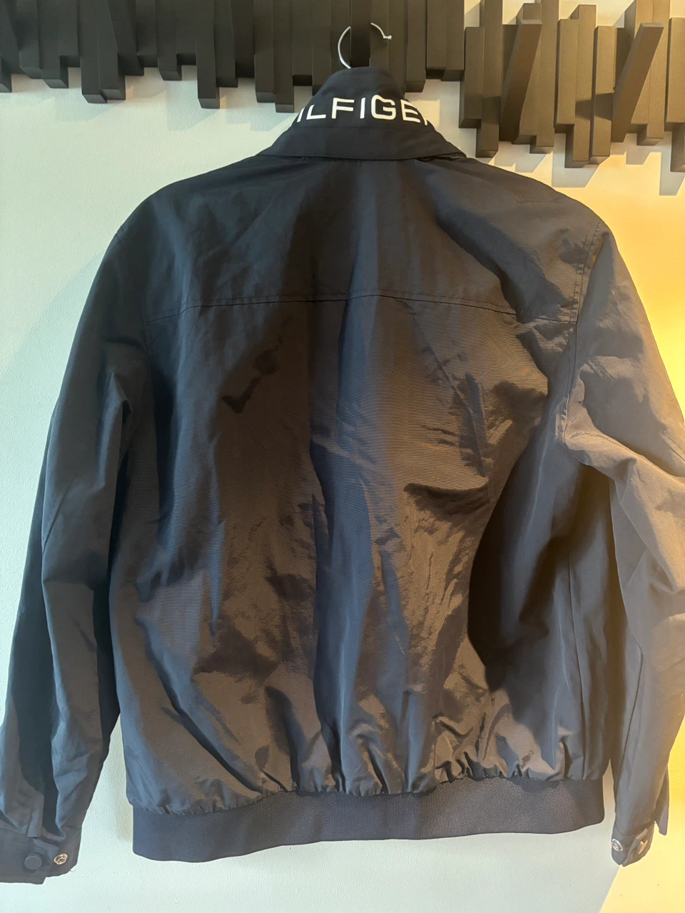 Tommy Hilfiger Bomber Jacket - Men's Size M - photo 2