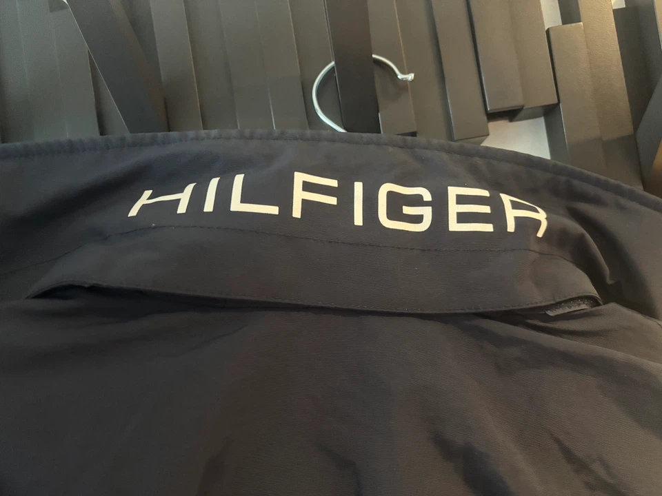 Tommy Hilfiger Bomber Jacket - Men's Size M - photo 3