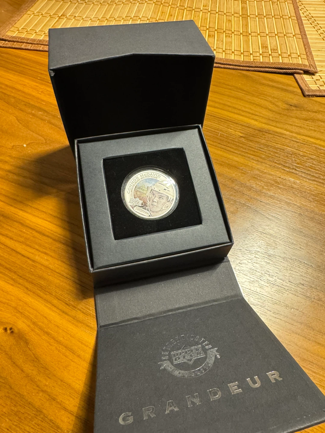 2017 $5 Grandeur Upper Deck: Connor McDavid Pure Silver Coin - photo 2