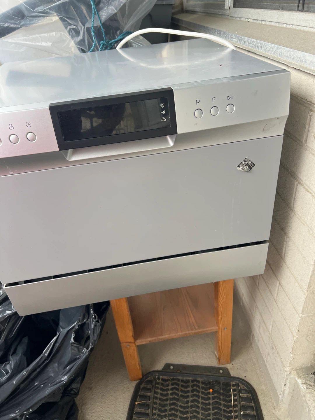 Danby Countertop Dishwasher - photo 2