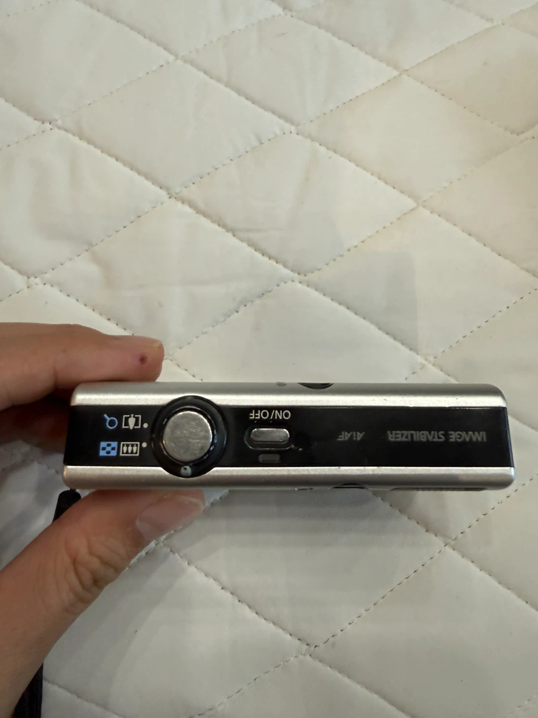 Canon PowerShot SD1100 IS Digital Camera - photo 2