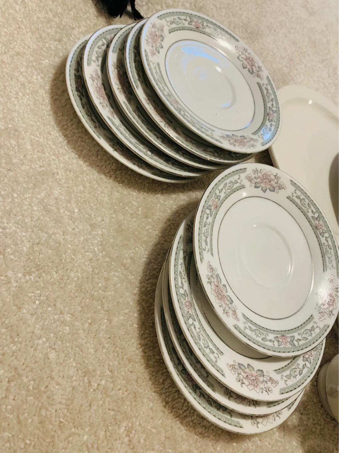 White Ceramic Tea Set with Floral Design - photo 3