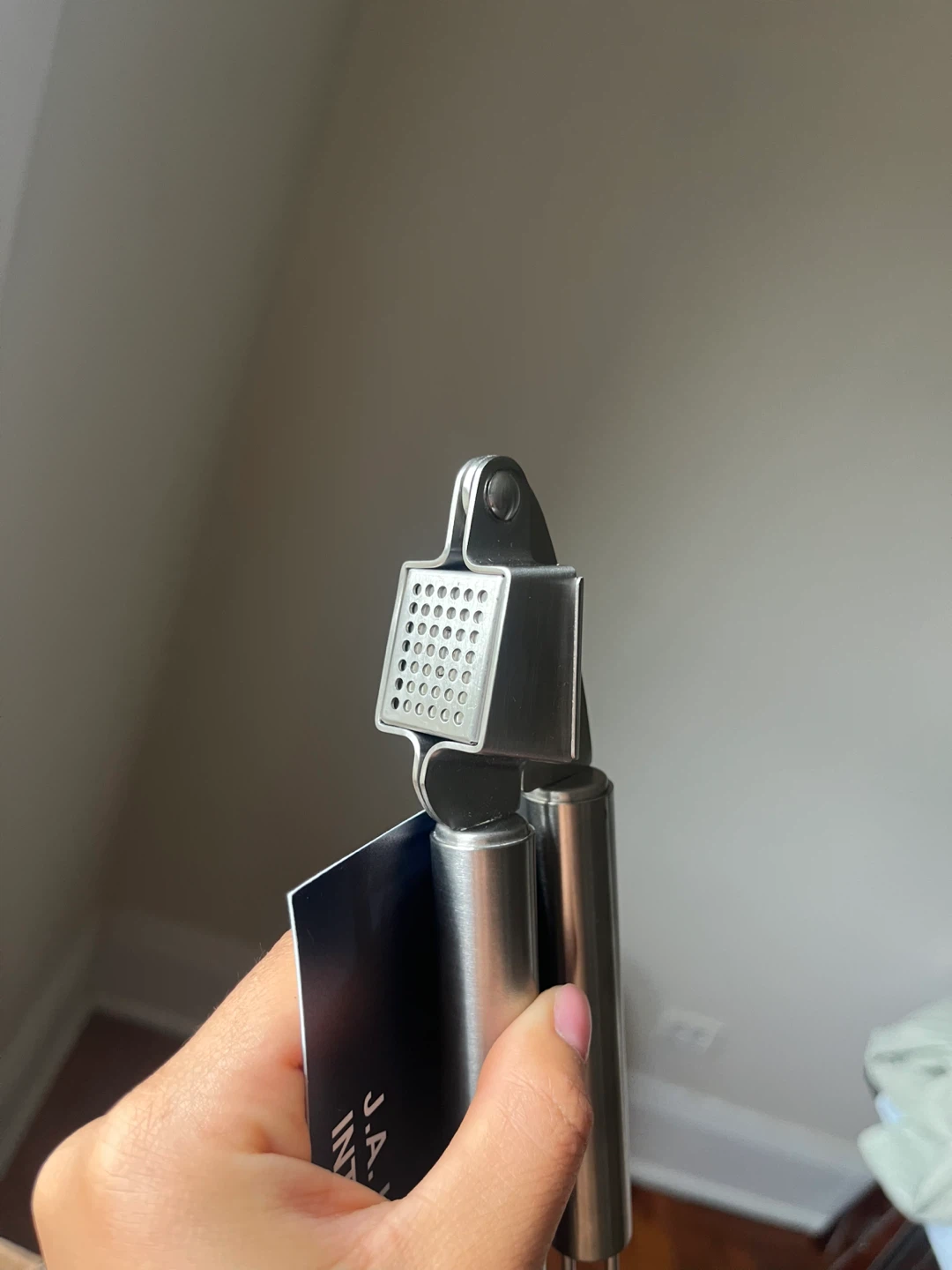 Brand new Henckels garlic press - photo 2