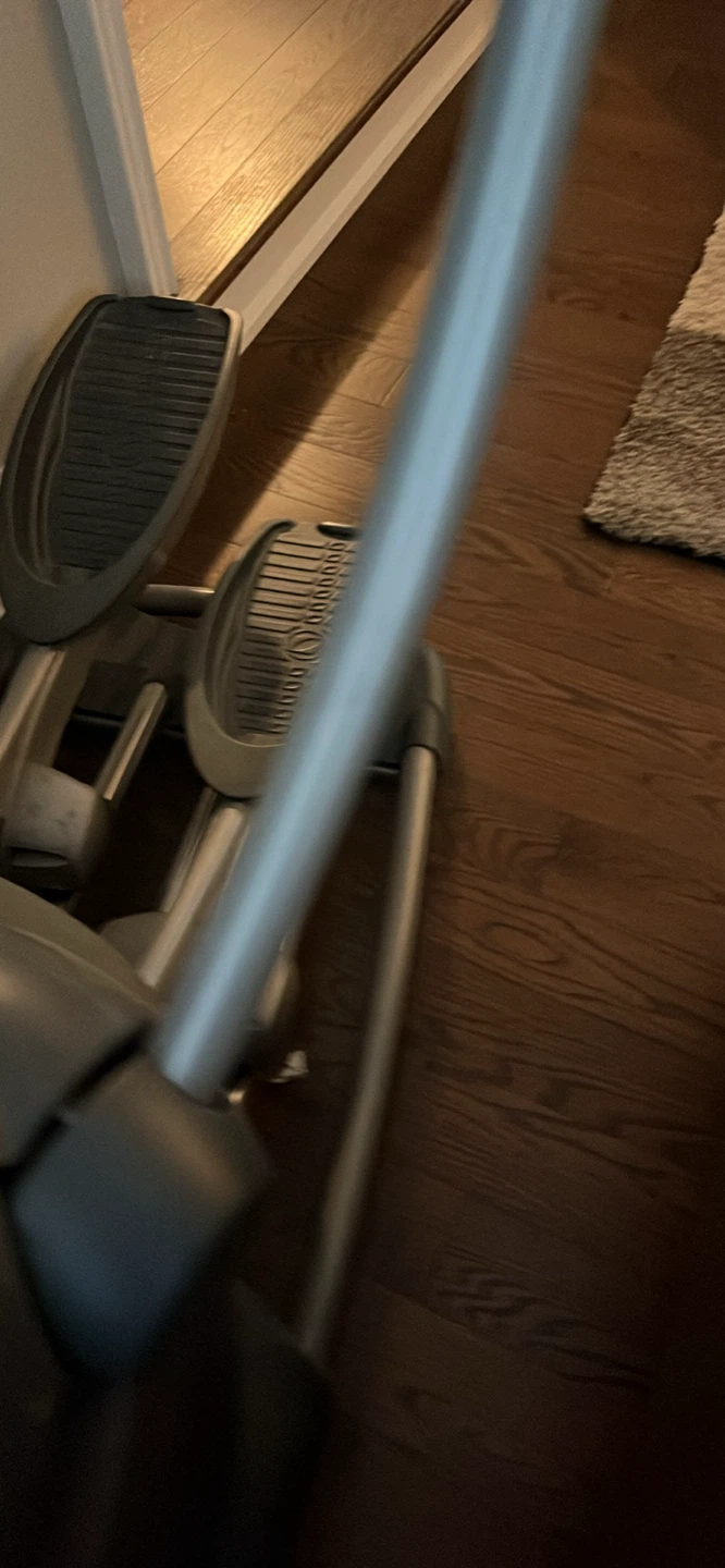 Octane Fitness Elliptical Machine - photo 4